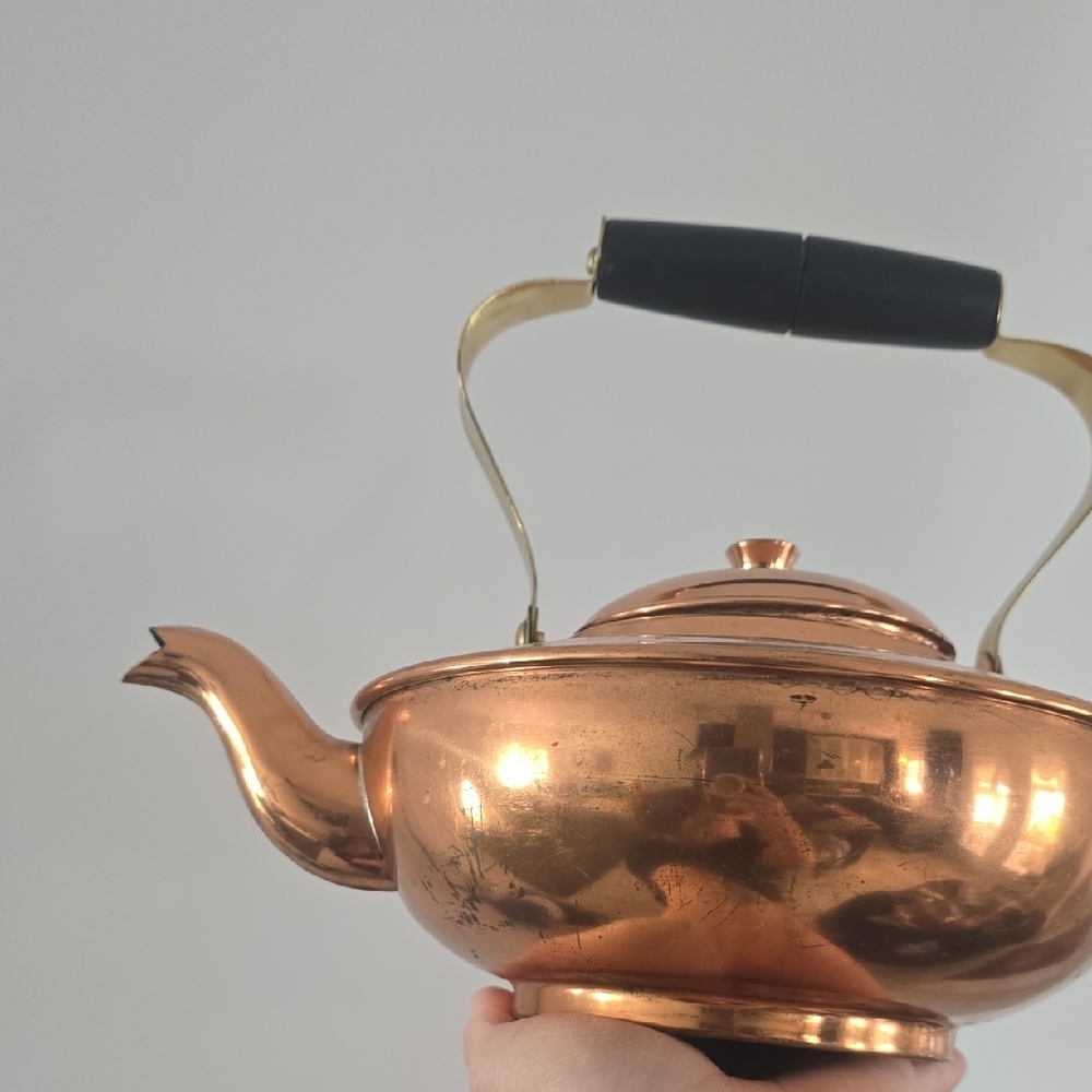 Vintage Copper KETTLE - Picture 3 of 10